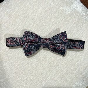 Men’s bow tie